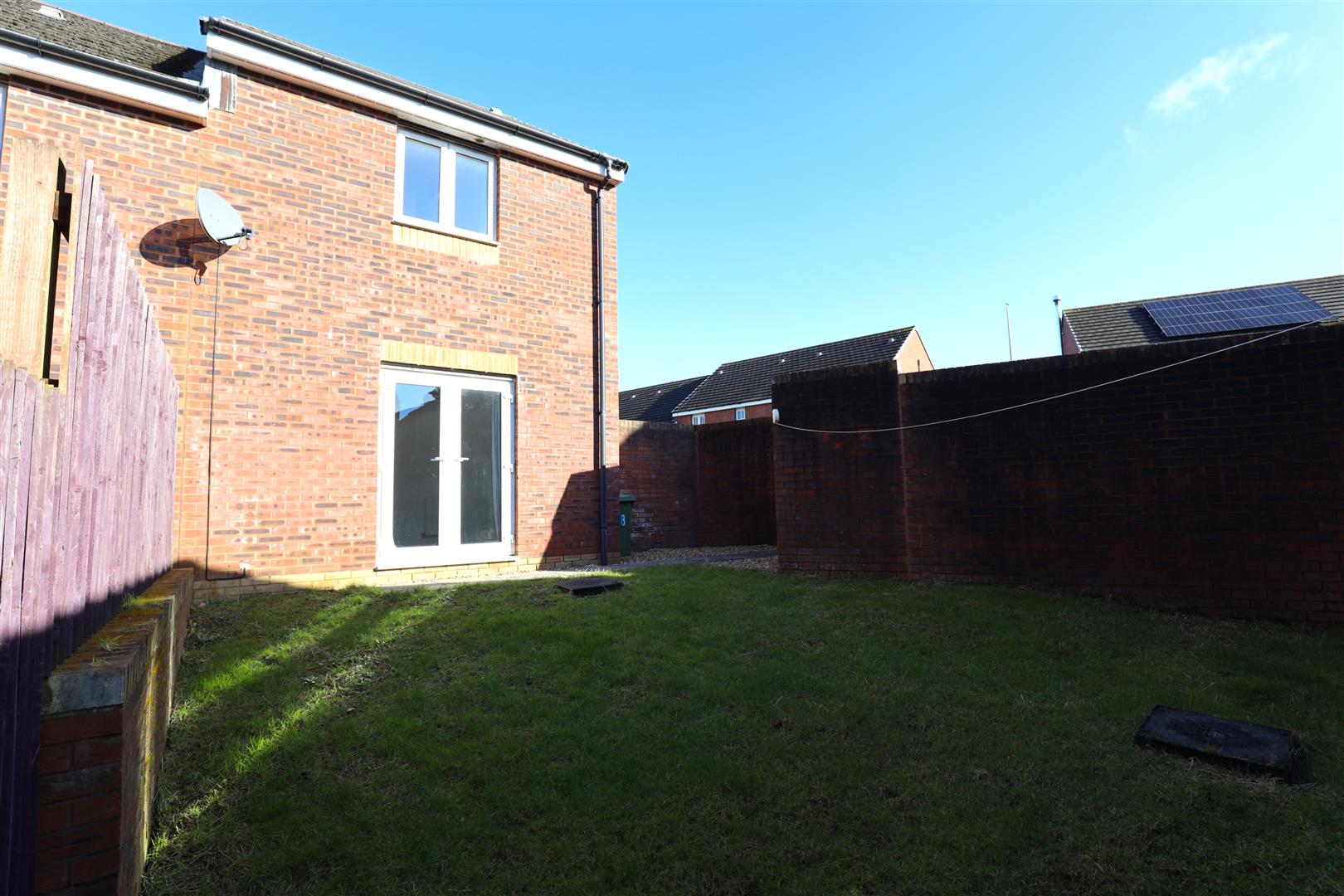 88 Lonydd Glas, Llanharan, Pontyclun, CF72 9FW